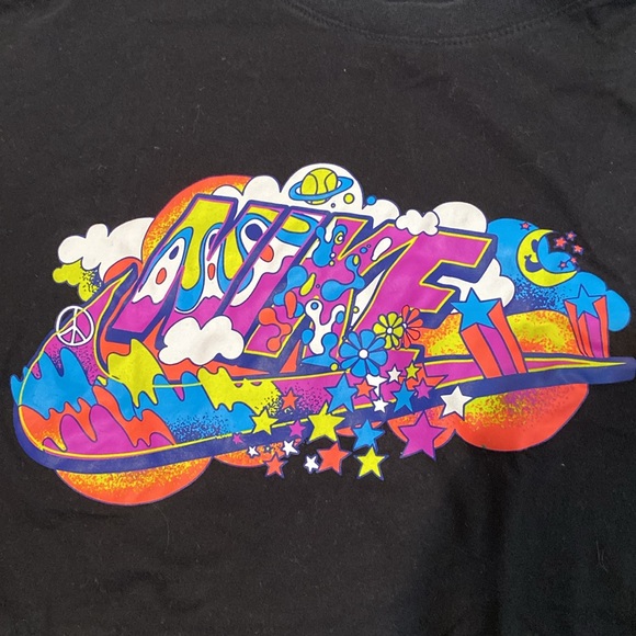 Nike Peace Hippie Shirt - Picture 2 of 4